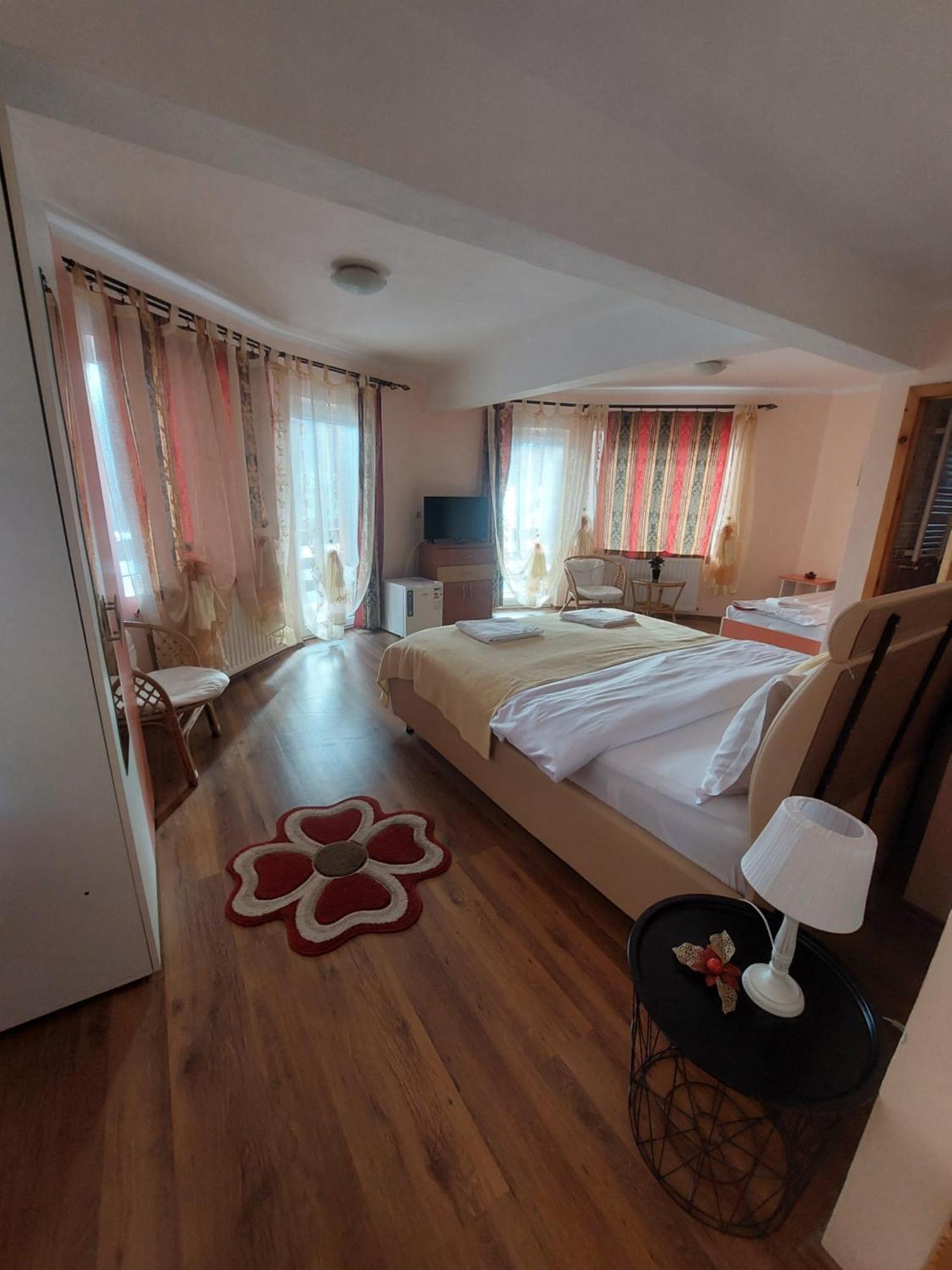 Casa Tamara Hotel Bran  Buitenkant foto